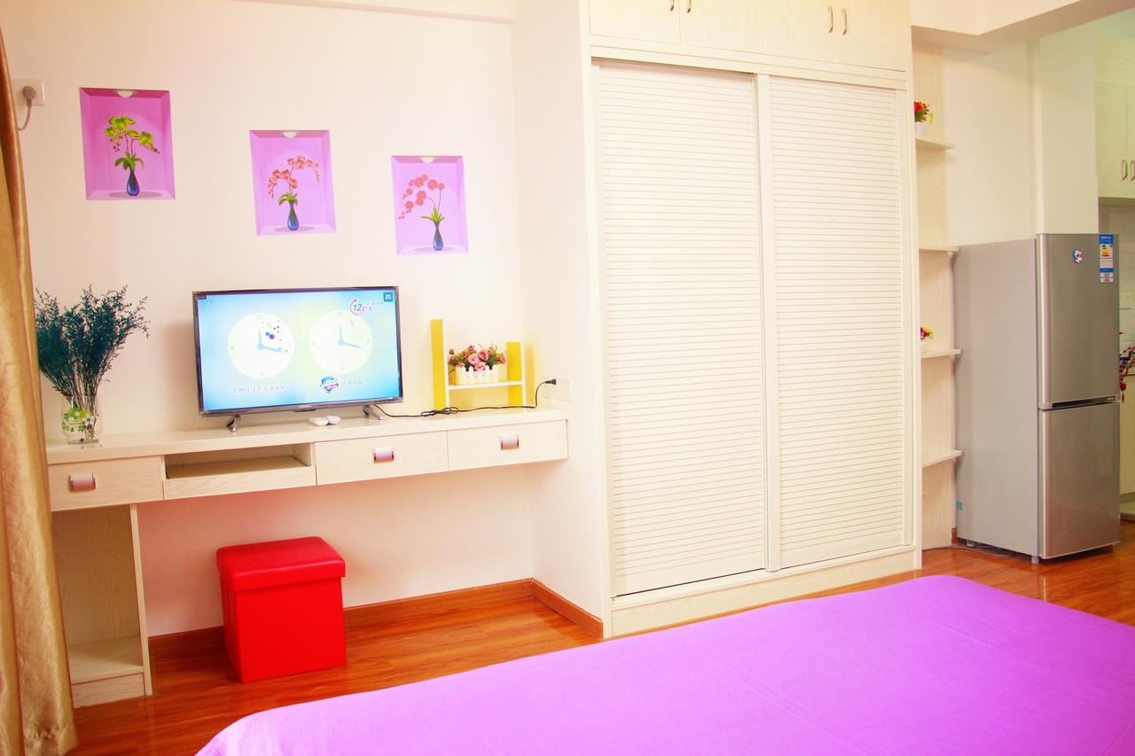 Line 2 Apartment Wuhan Luaran gambar