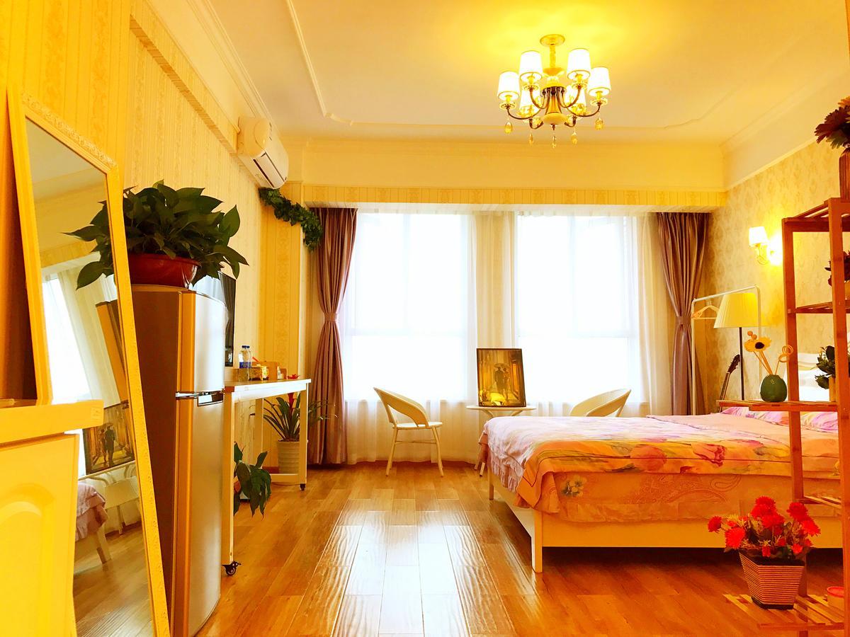 Line 2 Apartment Wuhan Luaran gambar