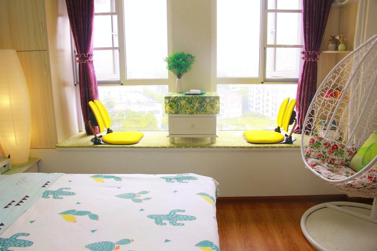 Line 2 Apartment Wuhan Luaran gambar
