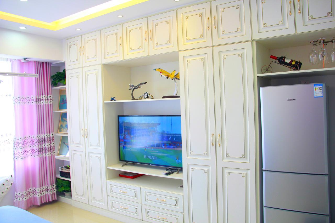 Line 2 Apartment Wuhan Luaran gambar