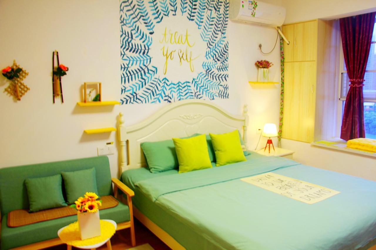 Line 2 Apartment Wuhan Luaran gambar