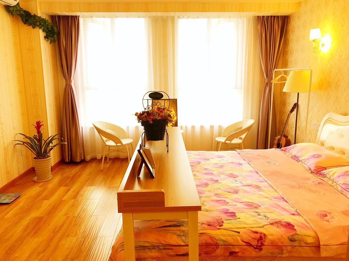 Line 2 Apartment Wuhan Luaran gambar