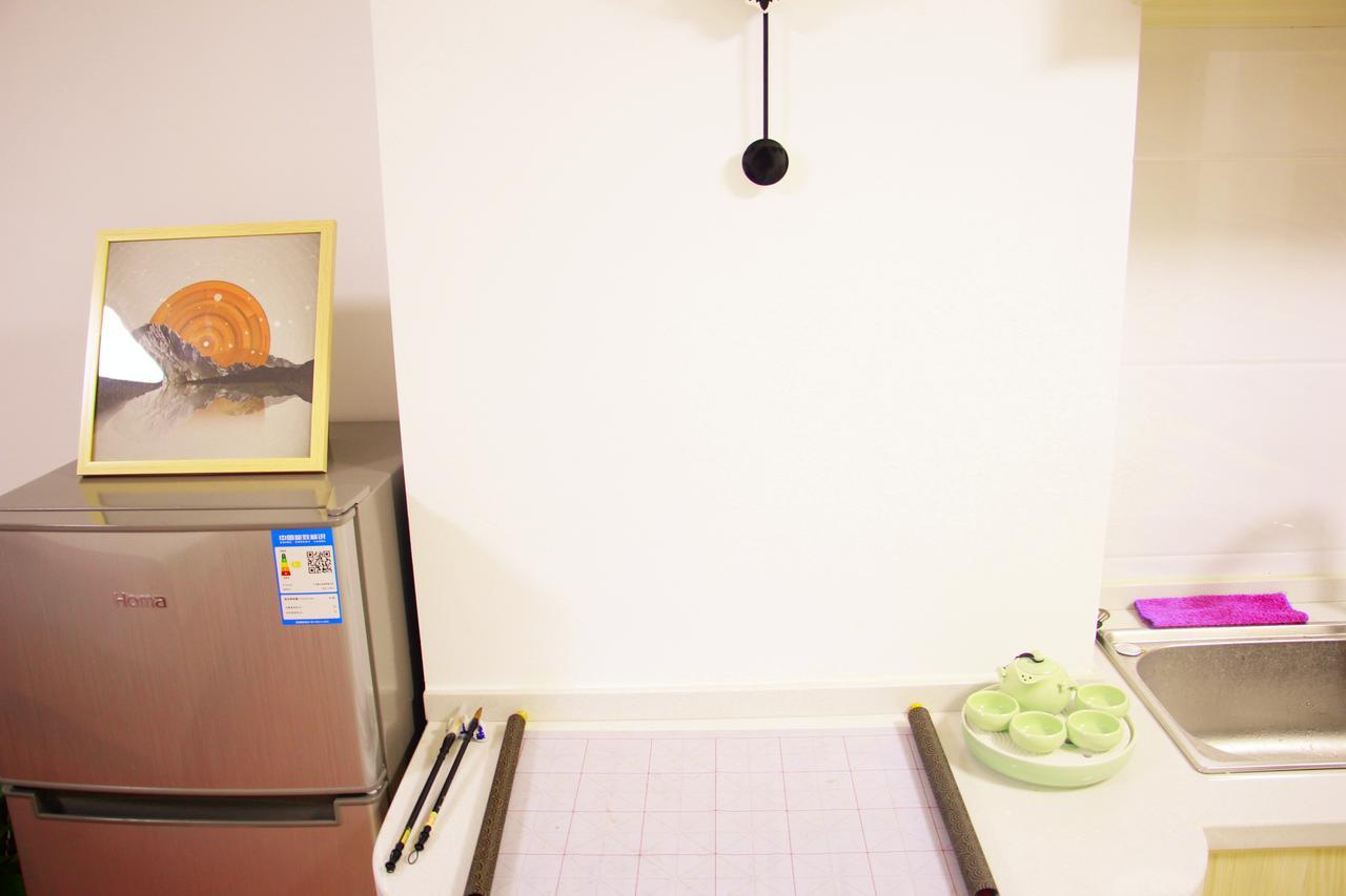 Line 2 Apartment Wuhan Luaran gambar